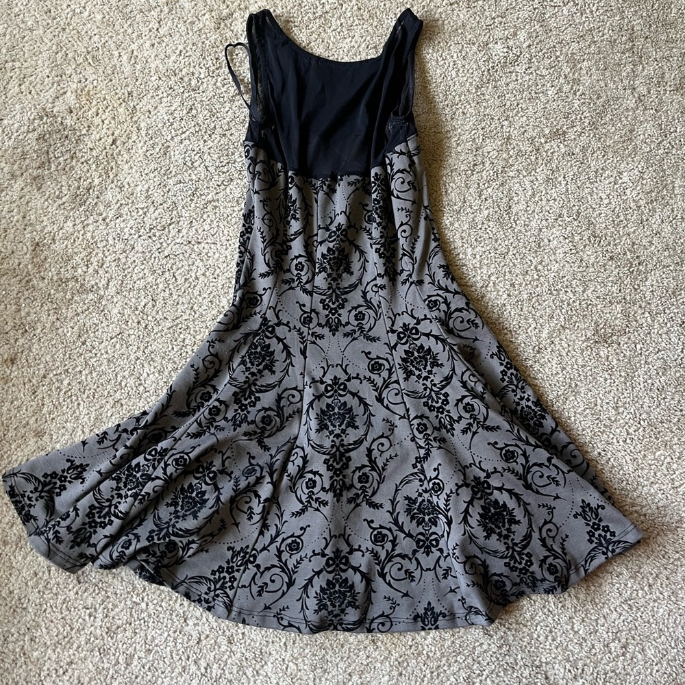 patterned black and grey mini dress